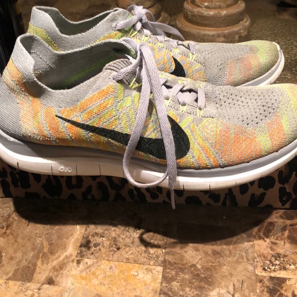 nike free flyknit 4.0 womens brown